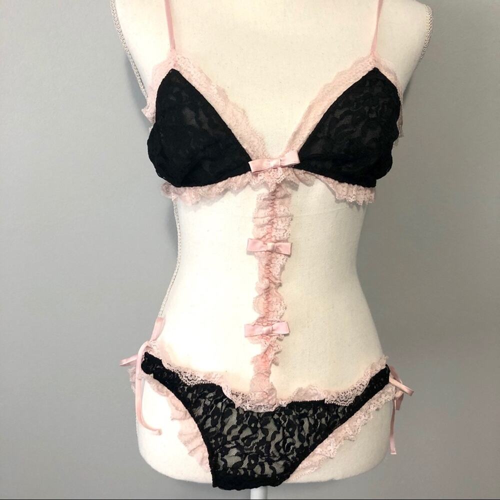 Victoria Secret Sexy Black and pink lace bikini lingerie medium